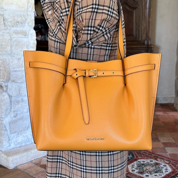 Michael Kors Large Emilia Shoulder Handbag & Wallet set NWT honeycomb - Picture 9 of 13